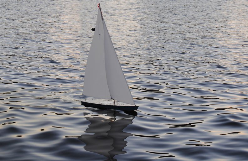 model sailboat remote controlled sailboat