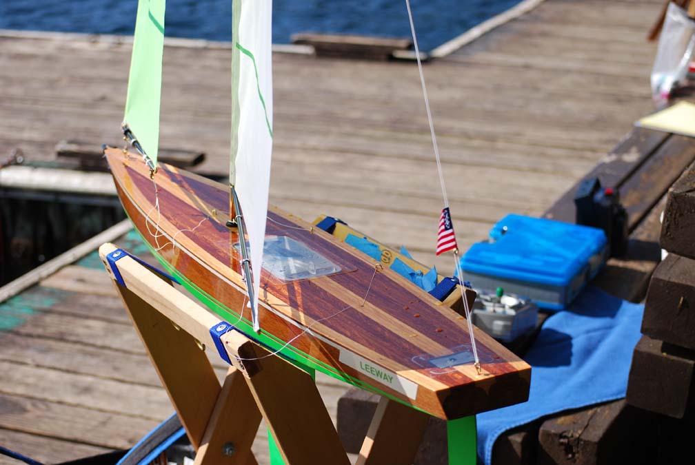 rc sailing model