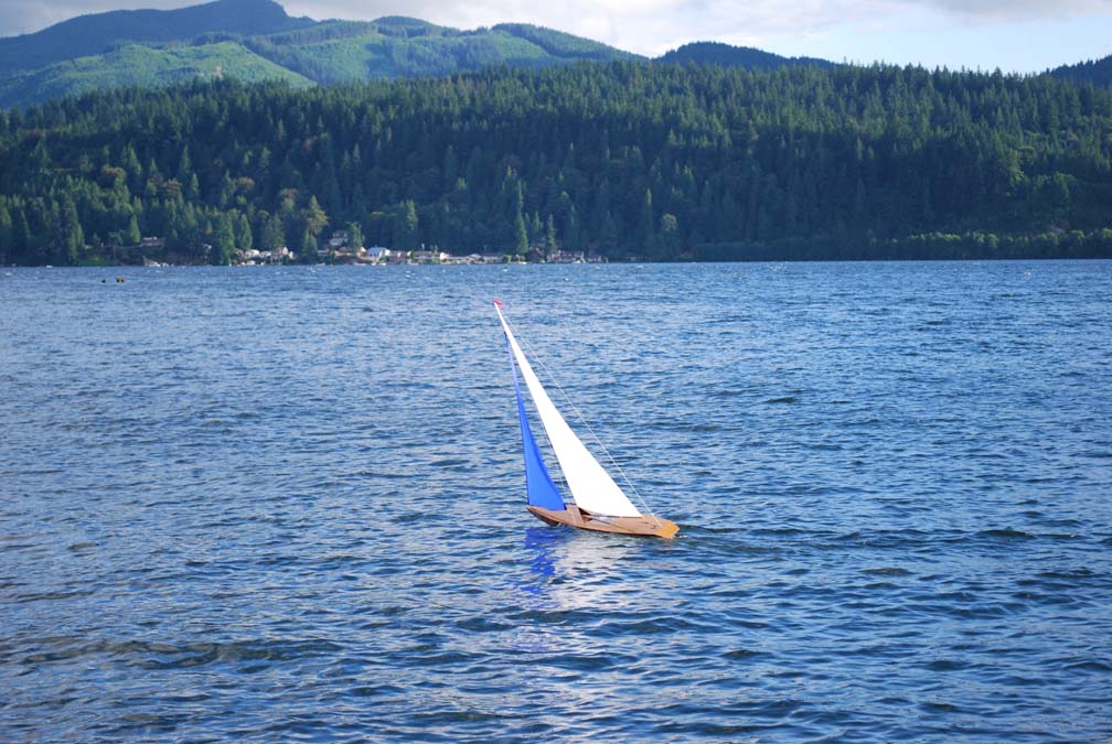 rc sailboat model 