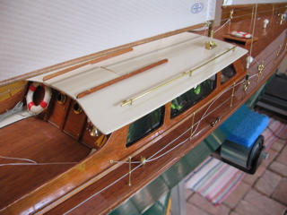 eadio control sailing boat