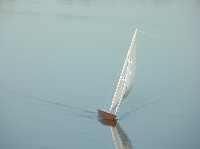 rc model sailboat