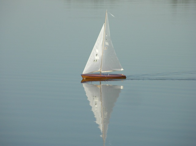 rc model sailboat