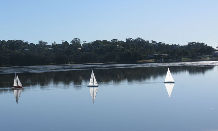 model rc sailboat